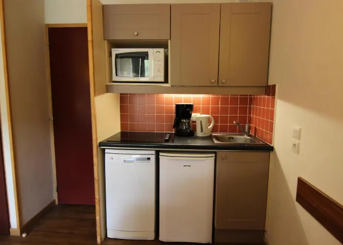 Temples Du Soleil Machu - Joli Deux Pieces , Skis Aux Pieds, Expose Sud Est Mae-3718 *